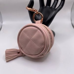 Round coin or earbuds case